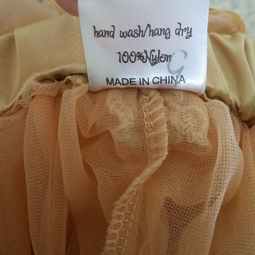 Golden Mesh & Ribbon Tutu. NEW - Picture 7 of 7